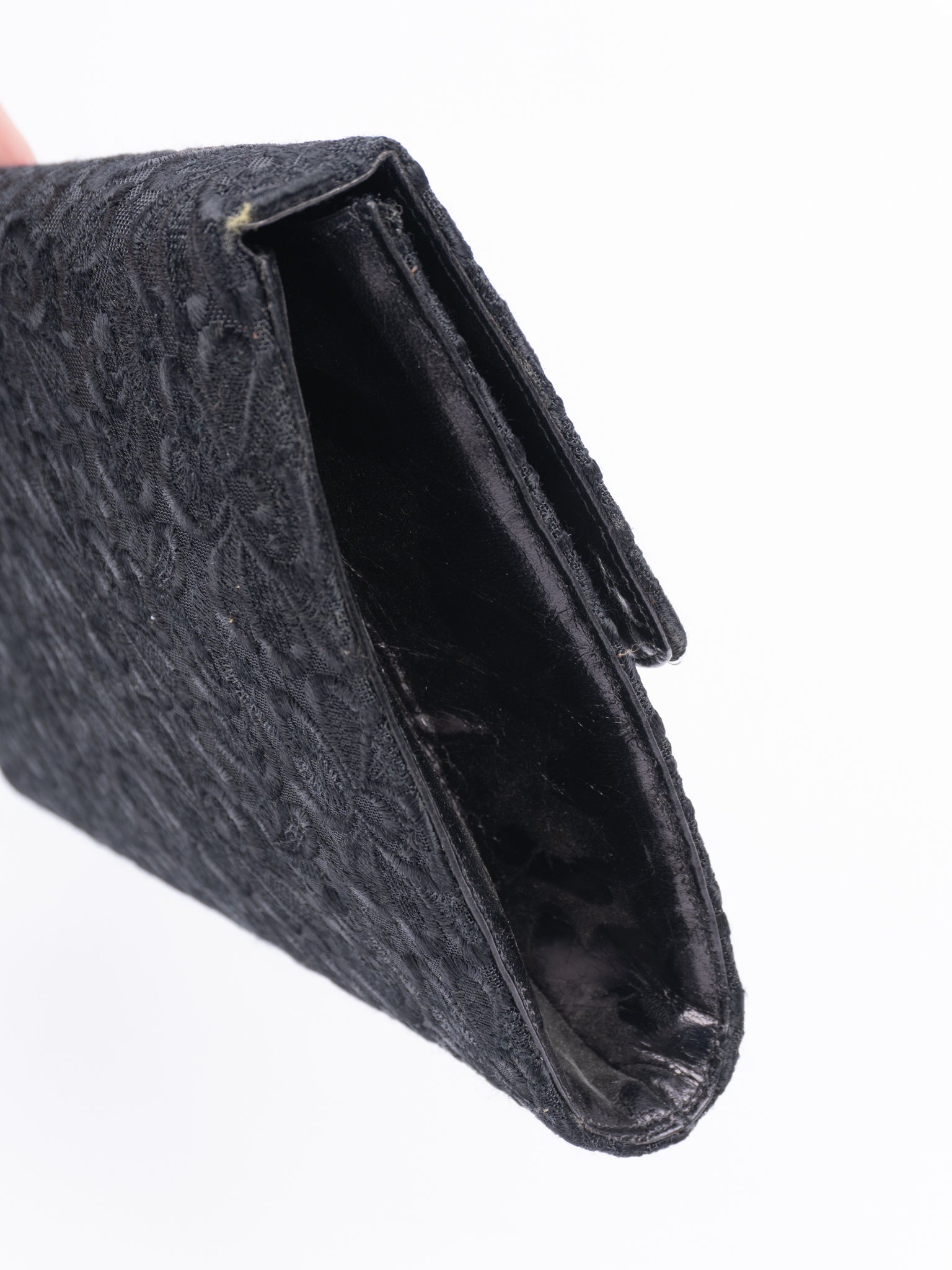 Vintage-Clutch mit Stickerei