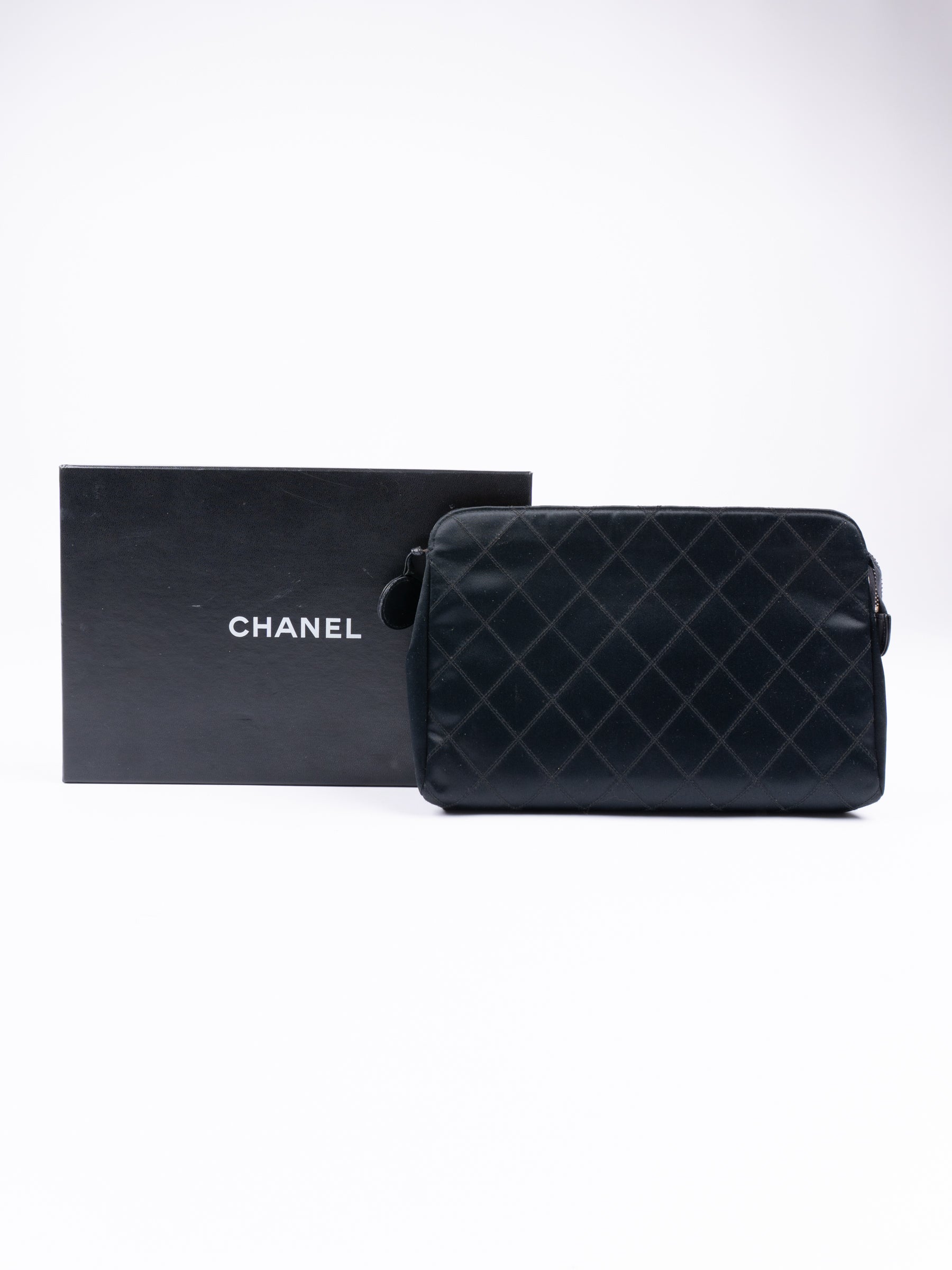 Pochette in satin Chanel